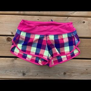 Lululemon shorts size 4
